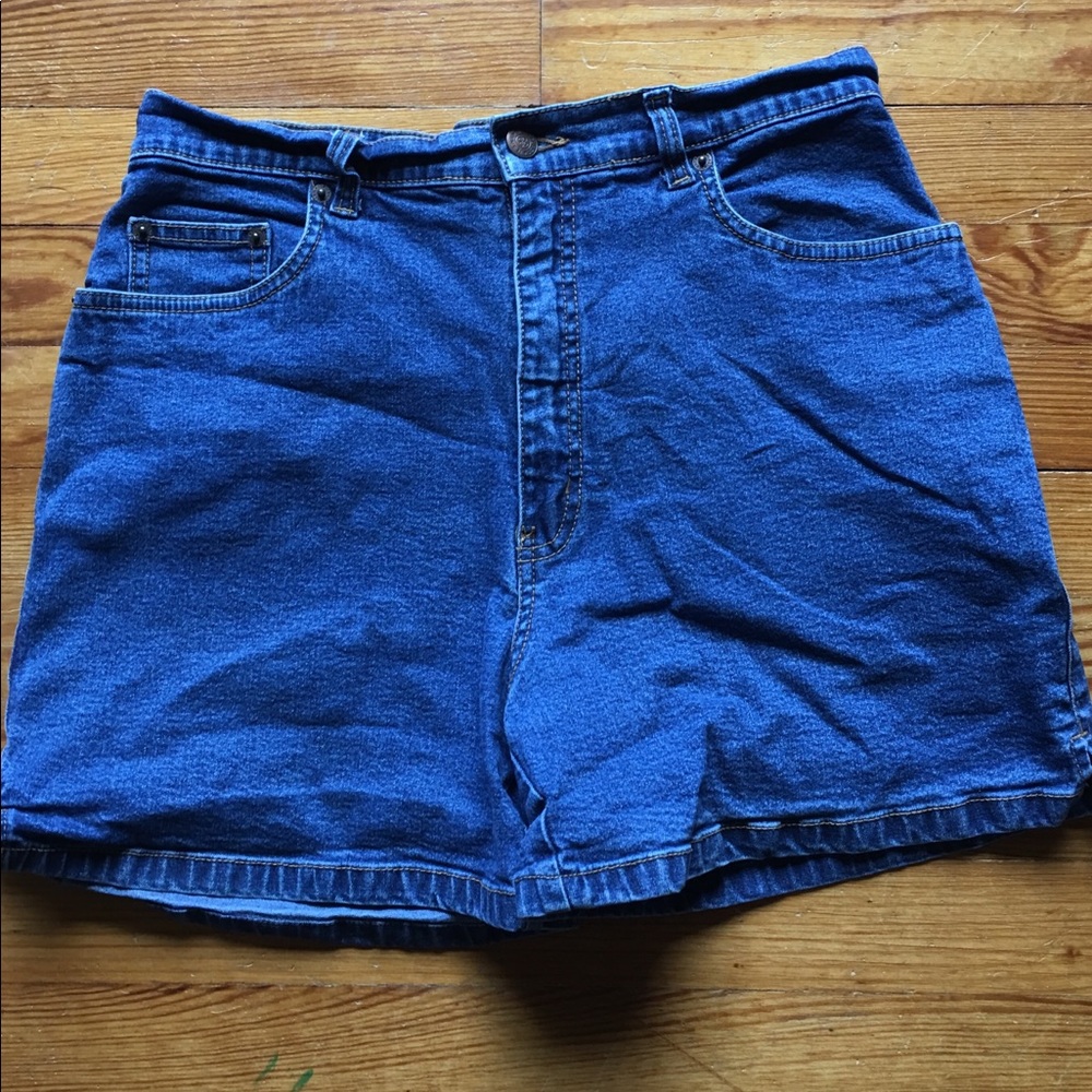 VINTAGE Bill Blass denim shorts